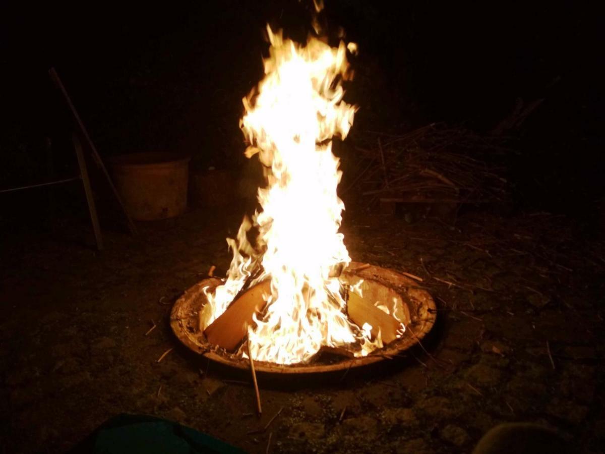 קרפלד Gaestezimmer Mit Garten In Fischeln מראה חיצוני תמונה